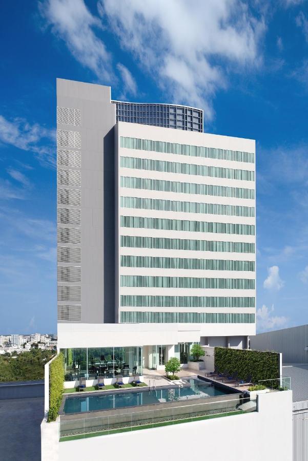 Centre Point Hotel Terminal21 Korat Nakhonratchasima Exteriér fotografie The hotel