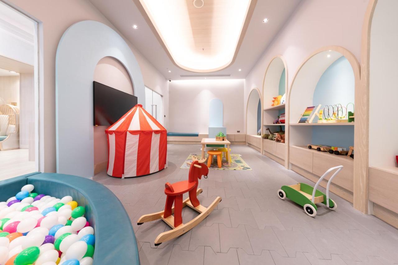 Centre Point Hotel Terminal21 Korat Nakhonratchasima Exteriér fotografie The Children's Hospital of Philadelphia